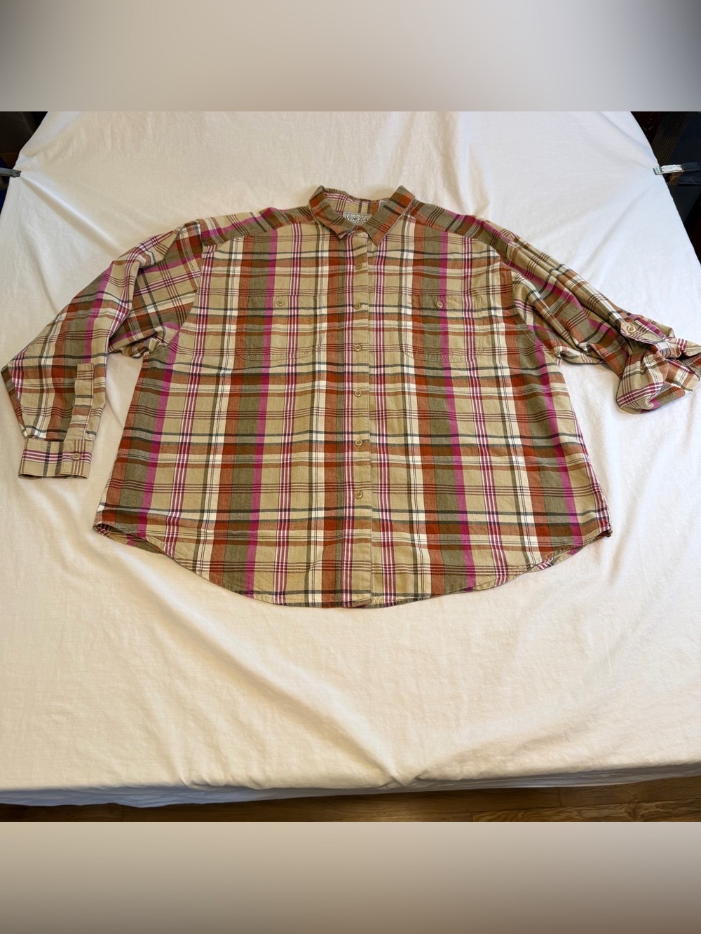 Women’s Venezia Plaid Button-Down Shirt in Beige, Pink and Brown. Size 18/20